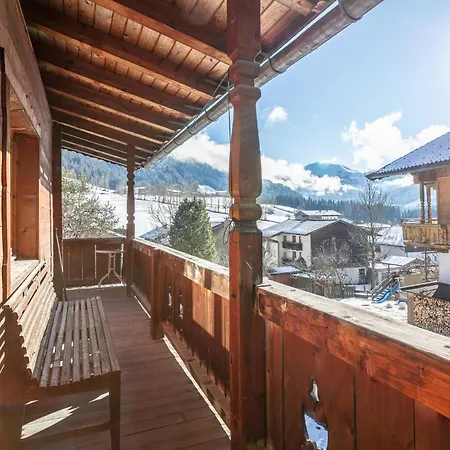 Апартаменты Huberhof 2 *